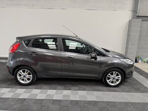 Ford Fiesta 1.2 Fiesta Zetec 5dr