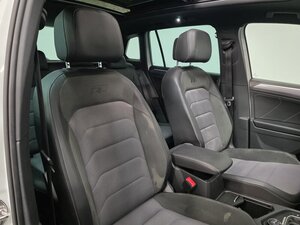 Volkswagen Tiguan 2.0 Tiguan R-line TDI 4motion Semi-auto 5dr