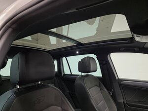 Volkswagen Tiguan 2.0 Tiguan R-line TDI 4motion Semi-auto 5dr