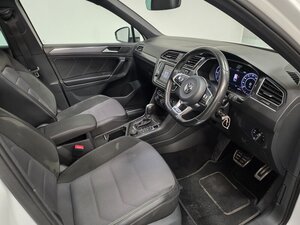 Volkswagen Tiguan 2.0 Tiguan R-line TDI 4motion Semi-auto 5dr