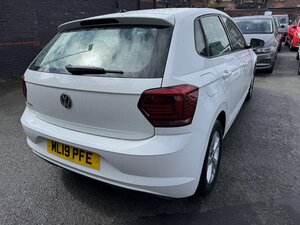 Volkswagen Polo 1.0 POLO SE EVO 5dr