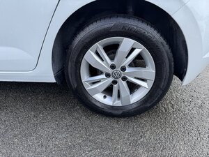 Volkswagen Polo 1.0 POLO SE EVO 5dr