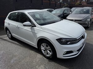 Volkswagen Polo 1.0 POLO SE EVO 5dr