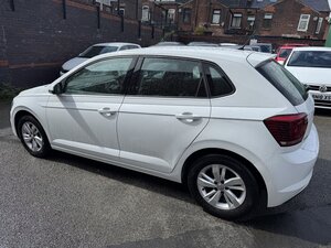 Volkswagen Polo 1.0 POLO SE EVO 5dr