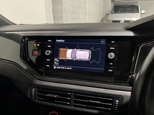 Volkswagen Polo 1.0 POLO R-line TSI 5dr