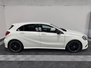 Mercedes-Benz A-Class 1.5 A 180 D AMG LINE Premium AUTO 5dr