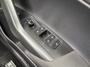 Volkswagen Polo 1.0 POLO SE TSI 5dr