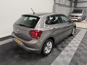 Volkswagen Polo 1.0 POLO SE TSI 5dr