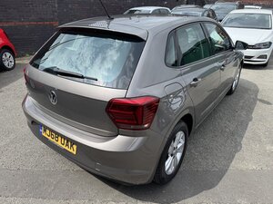 Volkswagen Polo 1.0 POLO SE TSI 5dr