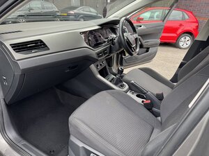 Volkswagen Polo 1.0 POLO SE TSI 5dr