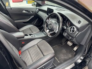 Mercedes-Benz A-Class 2.1 A 200 D AMG LINE Premium+ AUTO 5dr