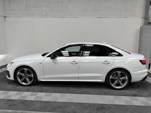 Audi A4 2.0 A4 Black Edition 35 TDI Semi-auto 4dr