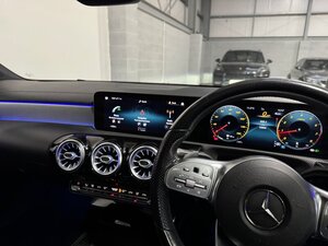 Mercedes-Benz CLA 2.0 CLA 220 AMG LINE Premium+ AUTO 4dr