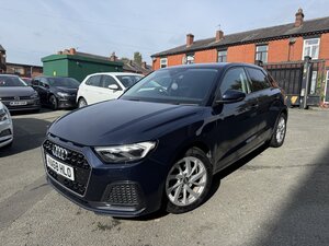 Audi A1 1.0 A1 Sportback 30 TFSI Sport Auto 5dr