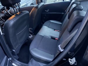 Renault Clio 1.1 CLIO Dynamique Tomtom 16V 5dr