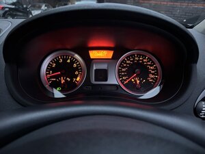 Renault Clio 1.1 CLIO Dynamique Tomtom 16V 5dr