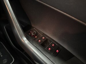 Volkswagen Polo 1.0 POLO SE TSI 5dr