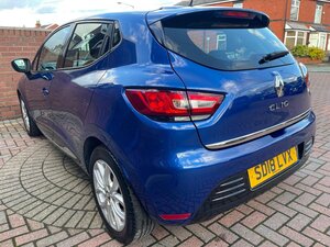 Renault CLIO 0.9 Dynamique Nav Tce 5dr