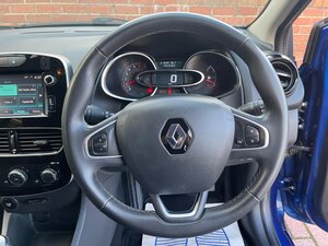 Renault CLIO 0.9 Dynamique Nav Tce 5dr