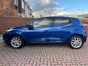 Renault CLIO 0.9 Dynamique Nav Tce 5dr