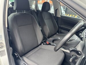 Volkswagen Polo 1.0 POLO SE TSI 5dr