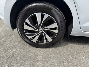 Volkswagen Polo 1.0 POLO SE TSI 5dr