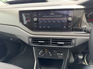 Volkswagen Polo 1.0 POLO SE TSI 5dr