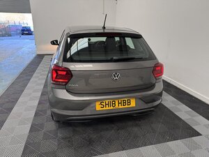 Volkswagen Polo 1.0 POLO SE 5dr
