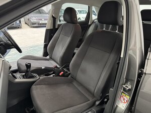 Volkswagen Polo 1.0 POLO SE 5dr