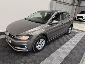 Volkswagen Polo 1.0 POLO SE 5dr