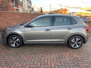 Volkswagen Polo 1.0 EVO SE Hatchback 5dr (65PS)