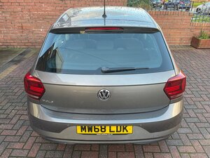 Volkswagen Polo 1.0 EVO SE Hatchback 5dr (65PS)