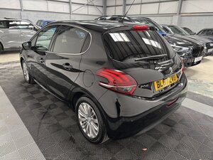 Peugeot 208 1.2 208 Allure 5dr