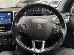Peugeot 208 1.2 208 Allure 5dr
