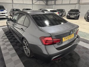 BMW 3 Series 2.0 320D M Sport Shadow Edition AUTO 4dr