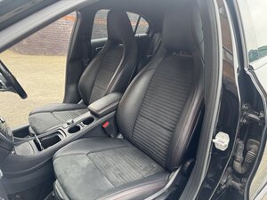 Mercedes-Benz A-Class 1.5 A 180 D AMG LINE Executive AUTO 5dr