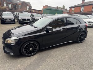 Mercedes-Benz A-Class 1.5 A 180 D AMG LINE Executive AUTO 5dr