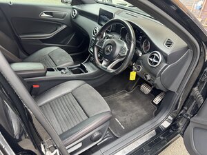 Mercedes-Benz A-Class 1.5 A 180 D AMG LINE Executive AUTO 5dr