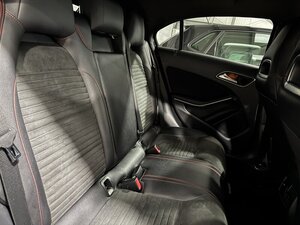 Mercedes-Benz A-Class 1.5 A 180 D AMG LINE Executive AUTO 5dr