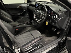 Mercedes-Benz A-Class 1.5 A 180 D AMG LINE Executive AUTO 5dr