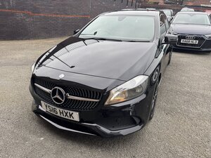 Mercedes-Benz A-Class 1.5 A 180 D AMG LINE Executive AUTO 5dr