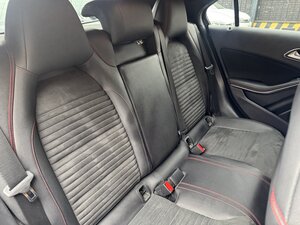 Mercedes-Benz A-Class 1.5 A 180 D AMG LINE Executive AUTO 5dr