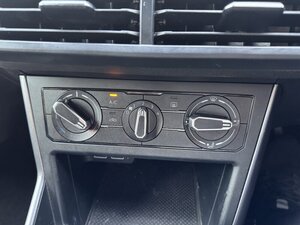 Volkswagen Polo 1.0 POLO SE TSI 5dr