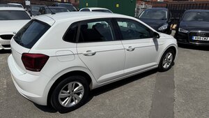 Volkswagen Polo 1.0 POLO SE 5dr