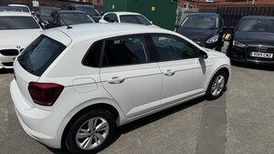 Volkswagen Polo 1.0 POLO SE 5dr