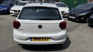 Volkswagen Polo 1.0 POLO SE 5dr