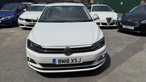 Volkswagen Polo 1.0 POLO SE 5dr