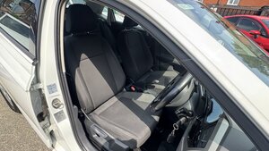 Volkswagen Polo 1.0 POLO SE 5dr