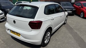 Volkswagen Polo 1.0 POLO SE 5dr