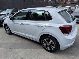 Volkswagen Polo 1.0 POLO SE TSI 5dr